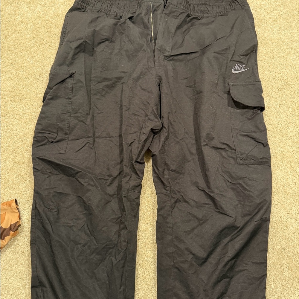 Nike Men's Dark Cargo Pants